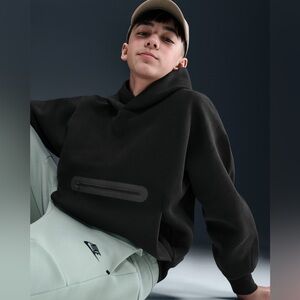 Nike NWT Sportswear Tech Fleece Big Kids' (Boys') Oversized Pullover Hoodie